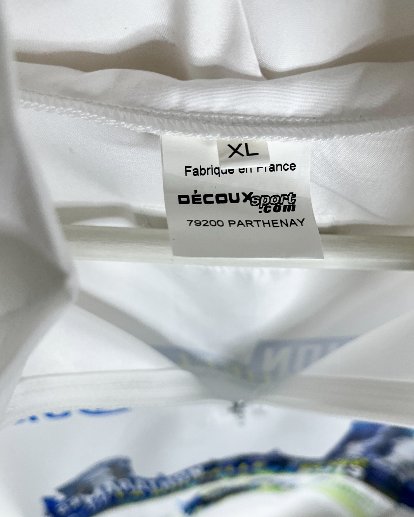 Vintage 2013 Marathon de la Rochelle White Pullover | Fits Upto XL/2XL
