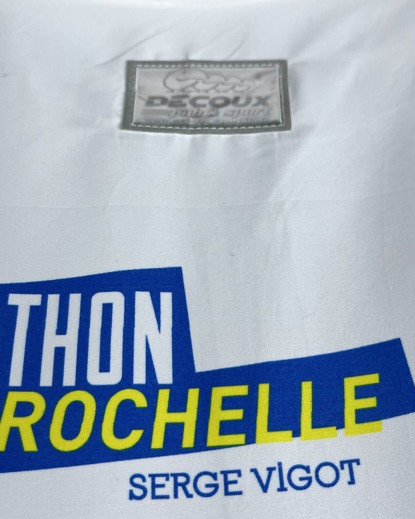 Vintage 2013 Marathon de la Rochelle White Pullover | Fits Upto XL/2XL