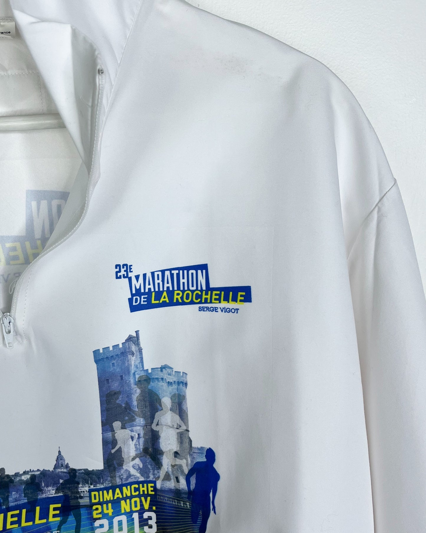 Vintage 2013 Marathon de la Rochelle White Pullover | Fits Upto XL/2XL