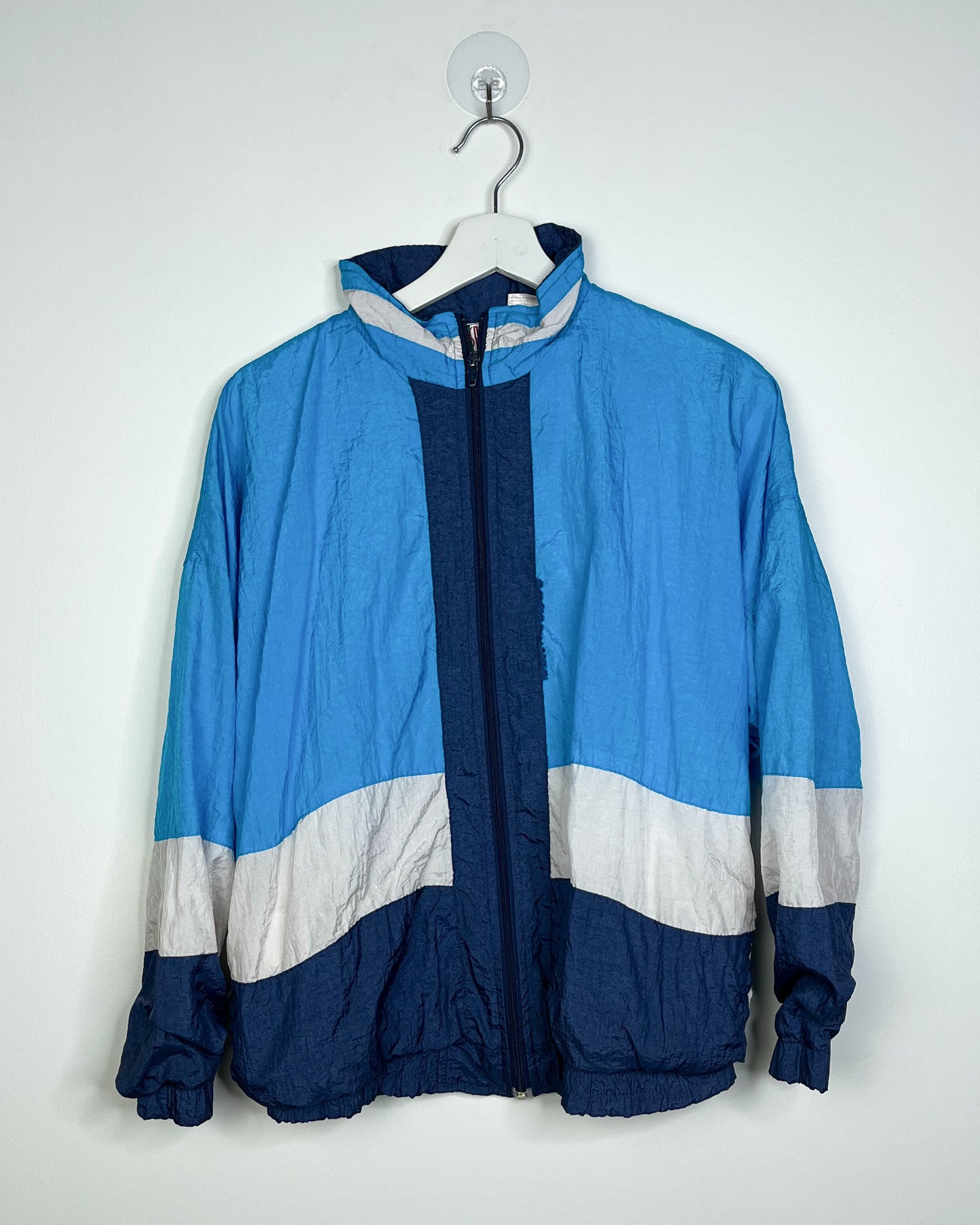 Vintage 90s Bold Spirit Skyblue, Navy Blue and White windbreaker | Fits Upto M/L