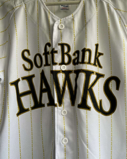 White Sofbank Hawks/ Coca Cola Baseball Jersey✨ | Fits Upto S