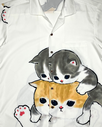 Playful Kitty with Mama Cat | Fits Upto M/L, XL/2XL