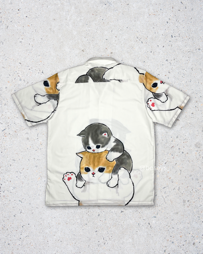 Playful Kitty with Mama Cat | Fits Upto M/L, XL/2XL