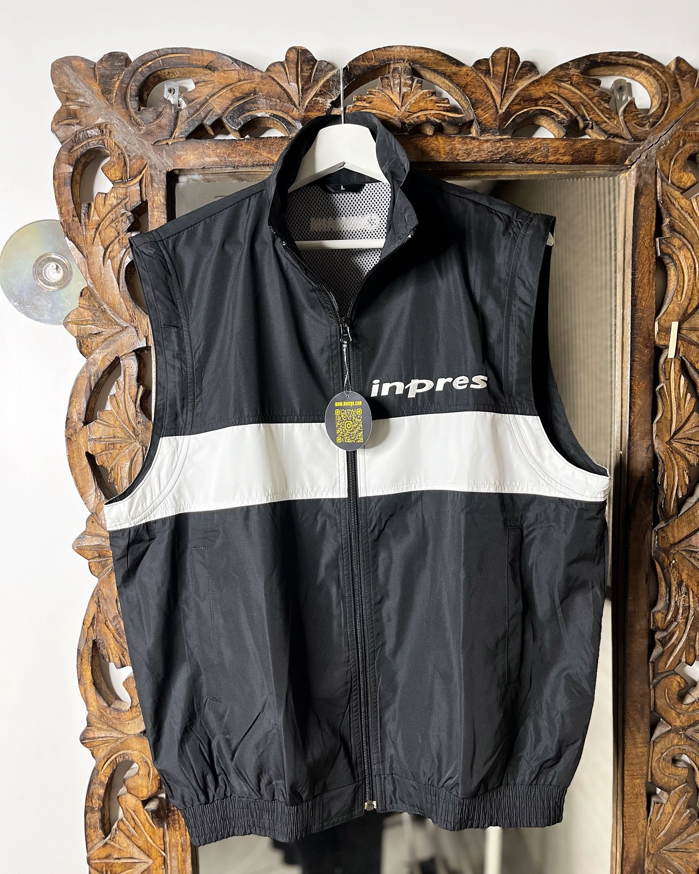 Yamaha Inpres Golf Black Jacket with detachable sleeves | Fits Upto L