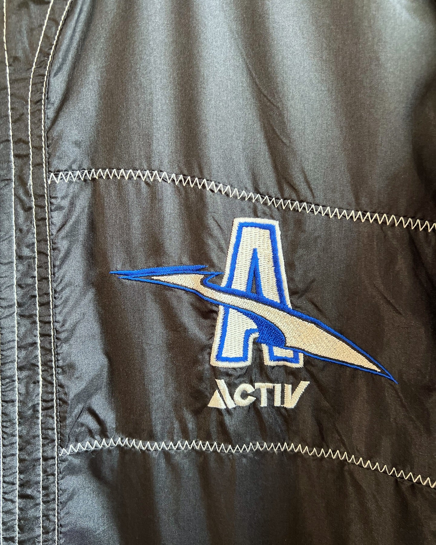 Activ Blue and Black Windbreaker | Fits Upto L