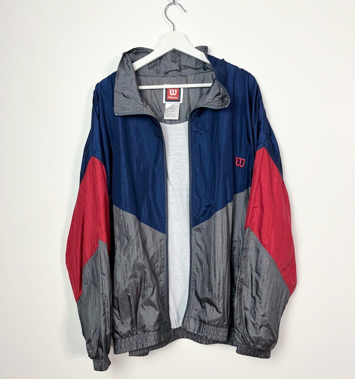 Vintage 90s Wilson Grey, blue, and red windbreaker | Fits Upto XL/2XL